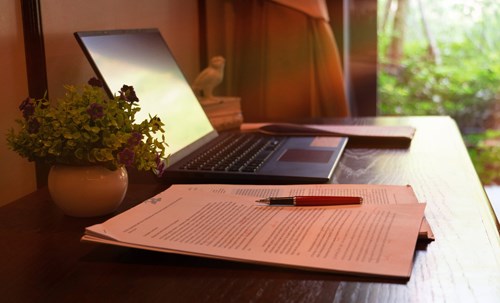 Laptop and pen